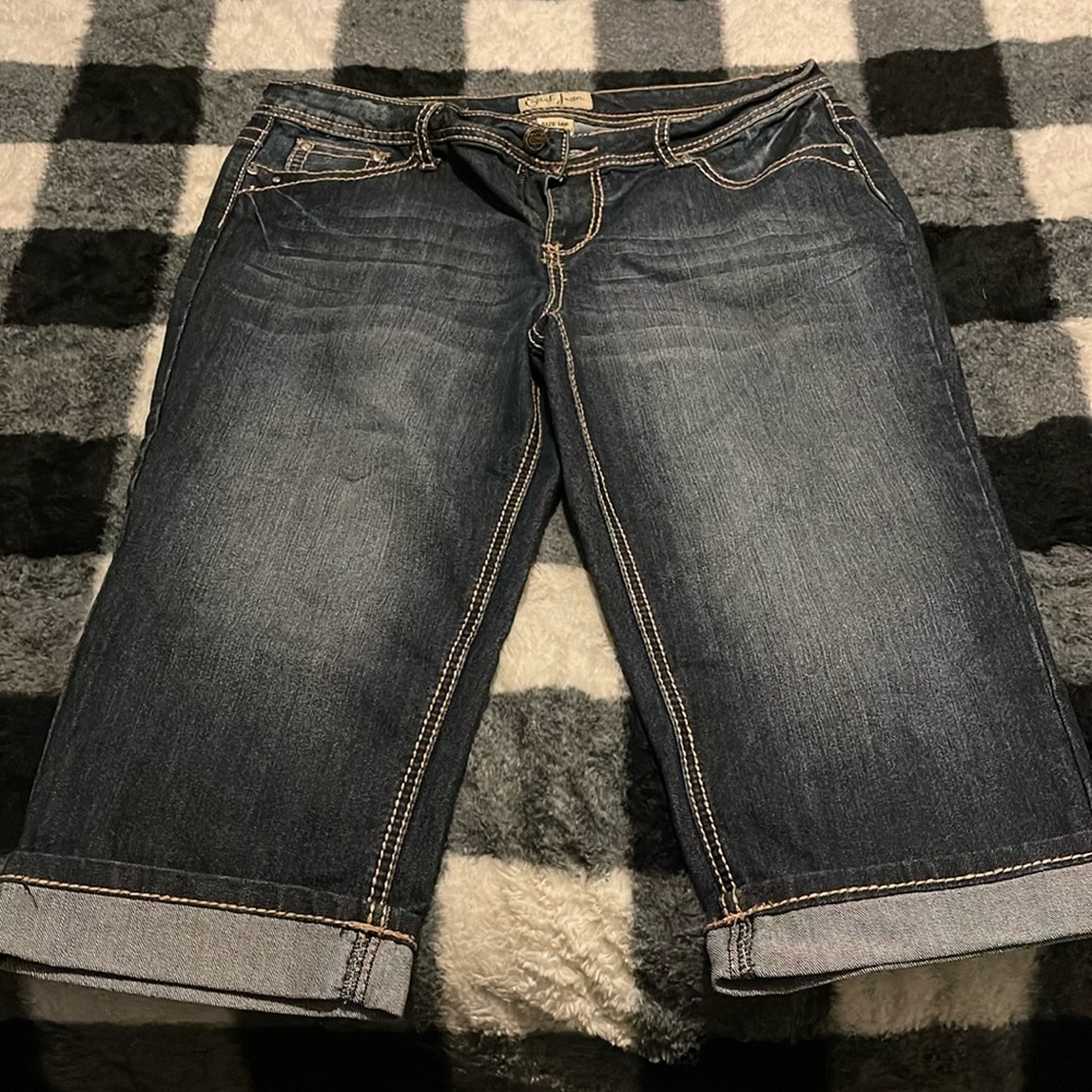 Earl Jean capris